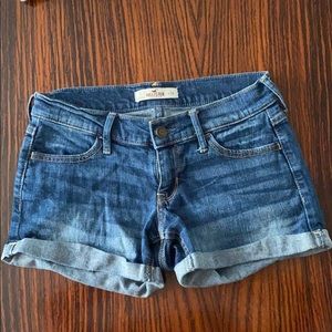 Hollister denim shorts W24 size 0 VGUC